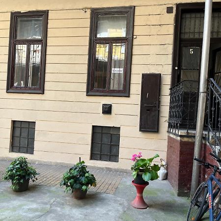 Lavender Apartment Near Heroes' Square & Puskas Stadium Βουδαπέστη Εξωτερικό φωτογραφία